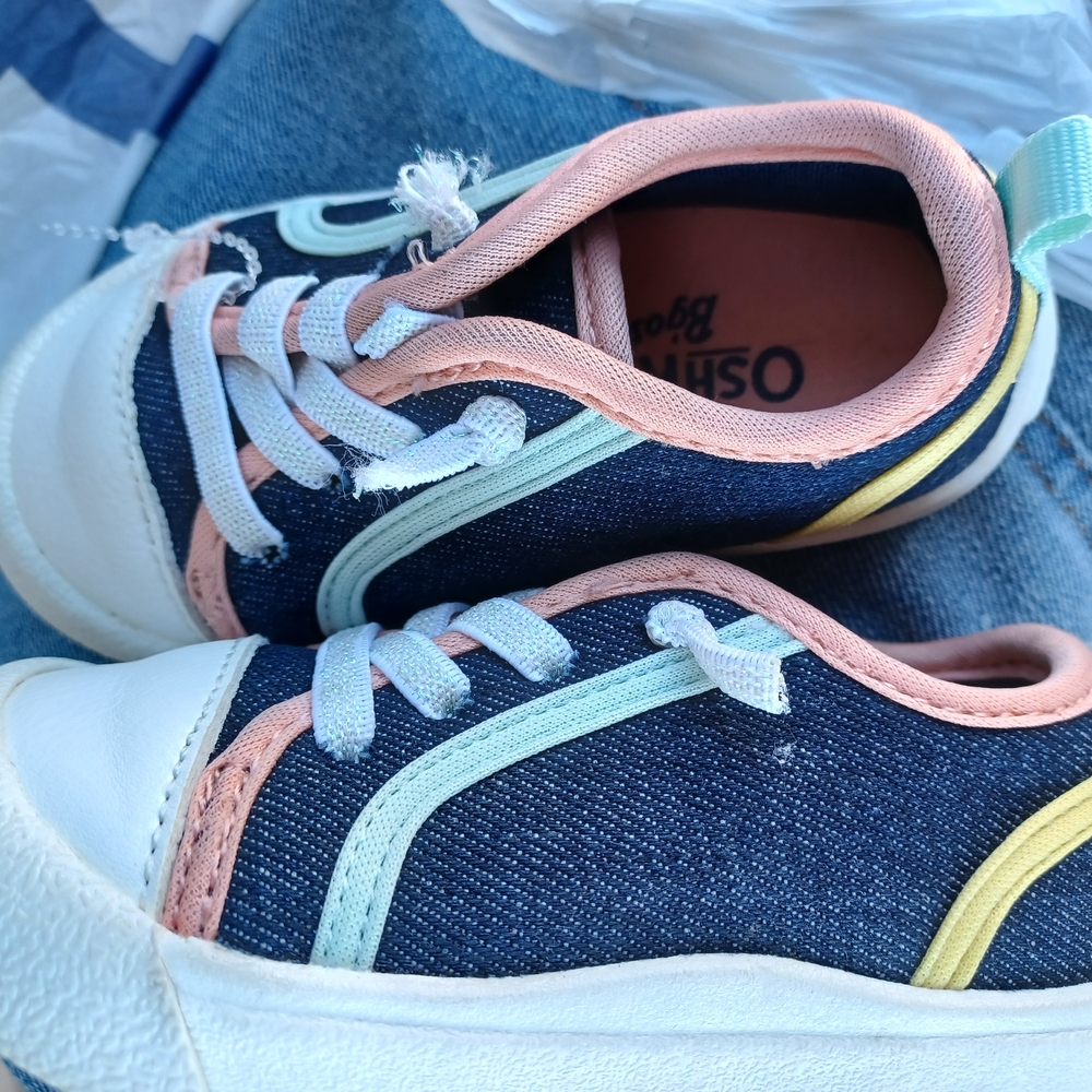 OshKosh B'gosh Kids Blue and Pink Sneakers